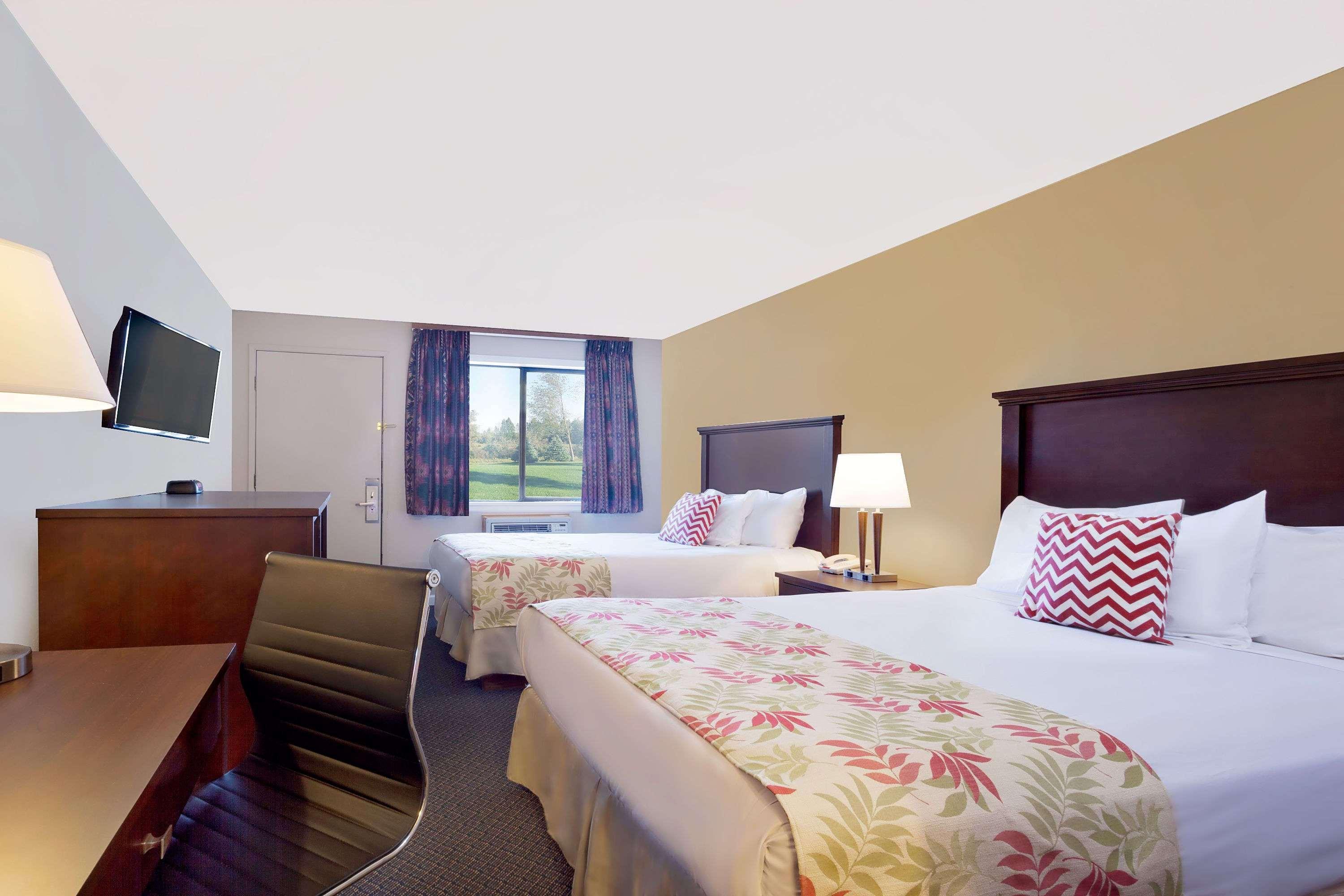 Days Inn By Wyndham Lakewood South Tacoma Екстериор снимка