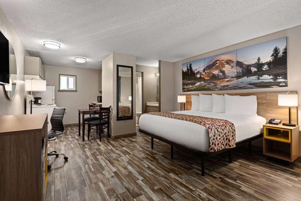 Days Inn By Wyndham Lakewood South Tacoma Стая снимка