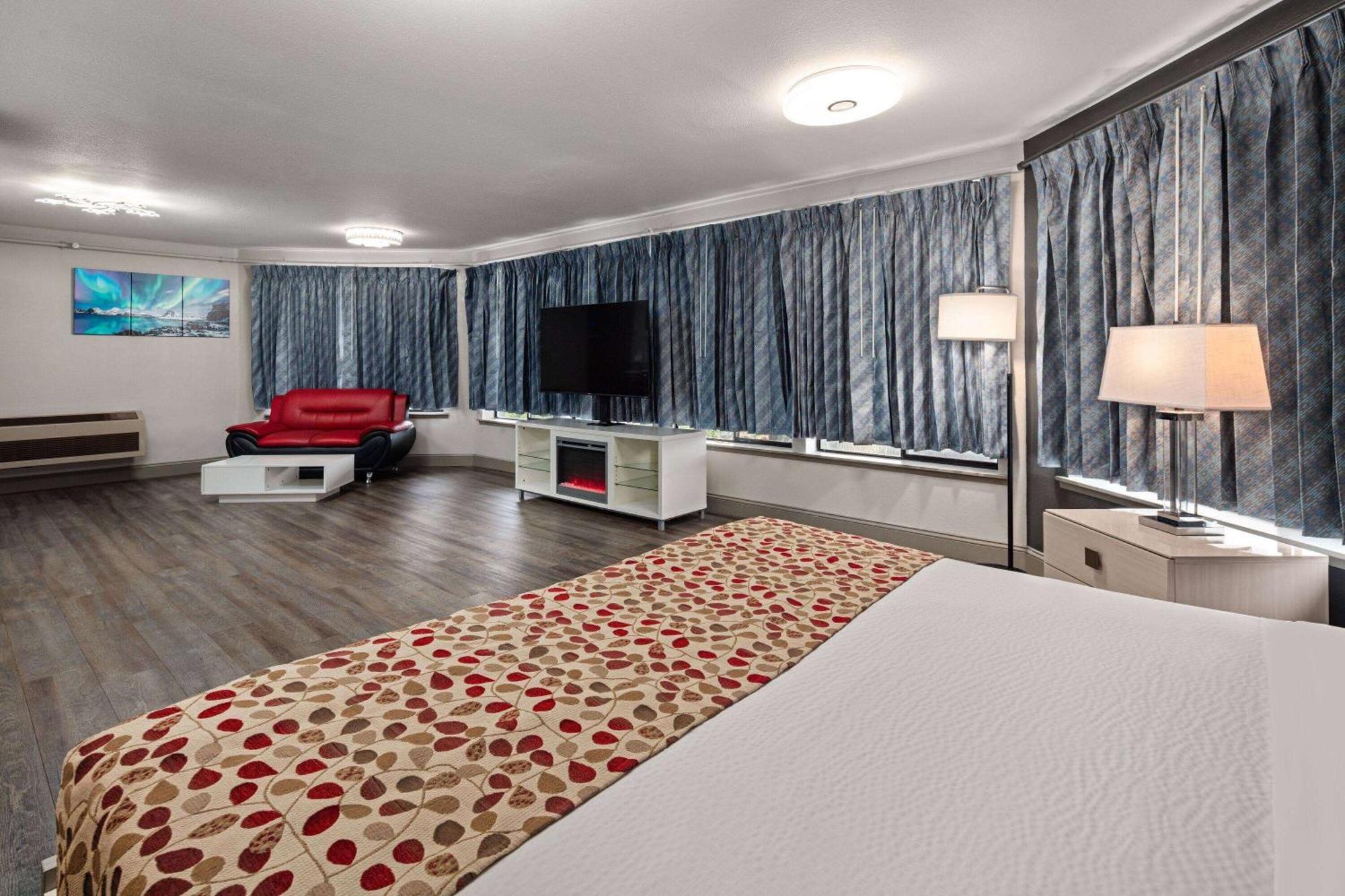 Days Inn By Wyndham Lakewood South Tacoma Екстериор снимка