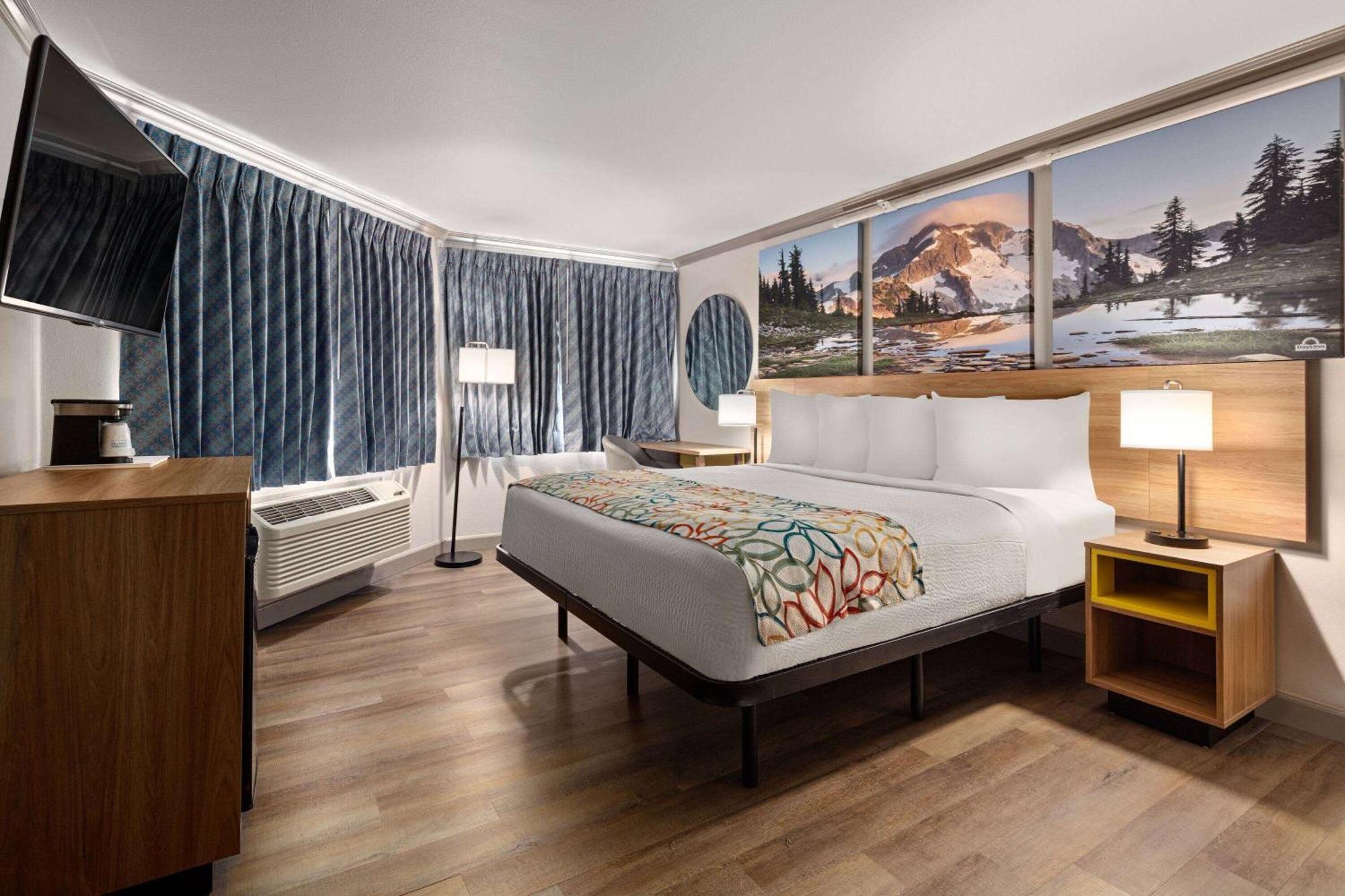 Days Inn By Wyndham Lakewood South Tacoma Екстериор снимка