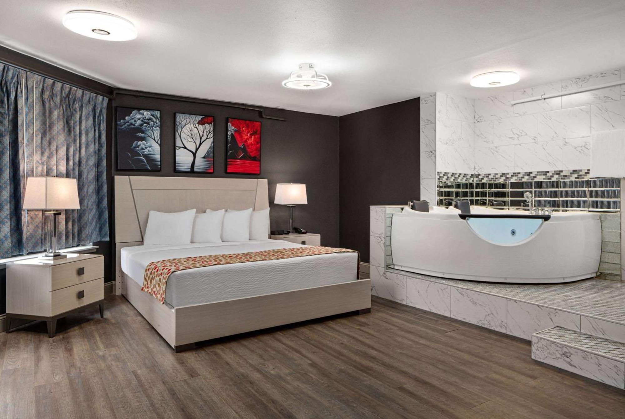 Days Inn By Wyndham Lakewood South Tacoma Екстериор снимка